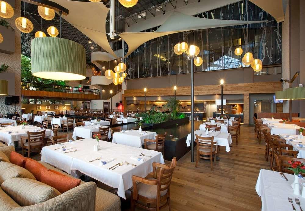 Marriott Tuxtla Gutierrez Hotel Ngoại thất bức ảnh Interior of Seasons 52 in Troy, Michigan